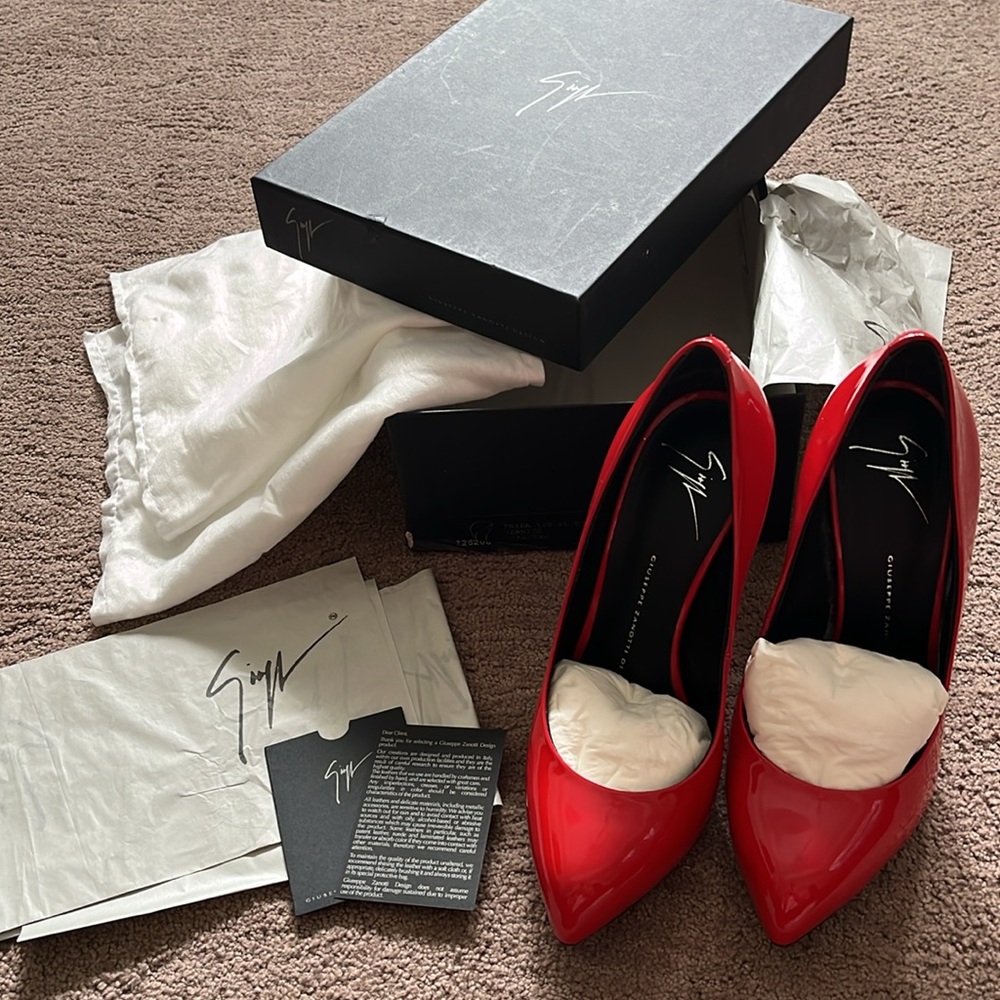 Giuseppe Zanotti Red Patent Leather Heels - Picture 3 of 8